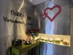 -大头虾越式风味餐厅(光明广场店)