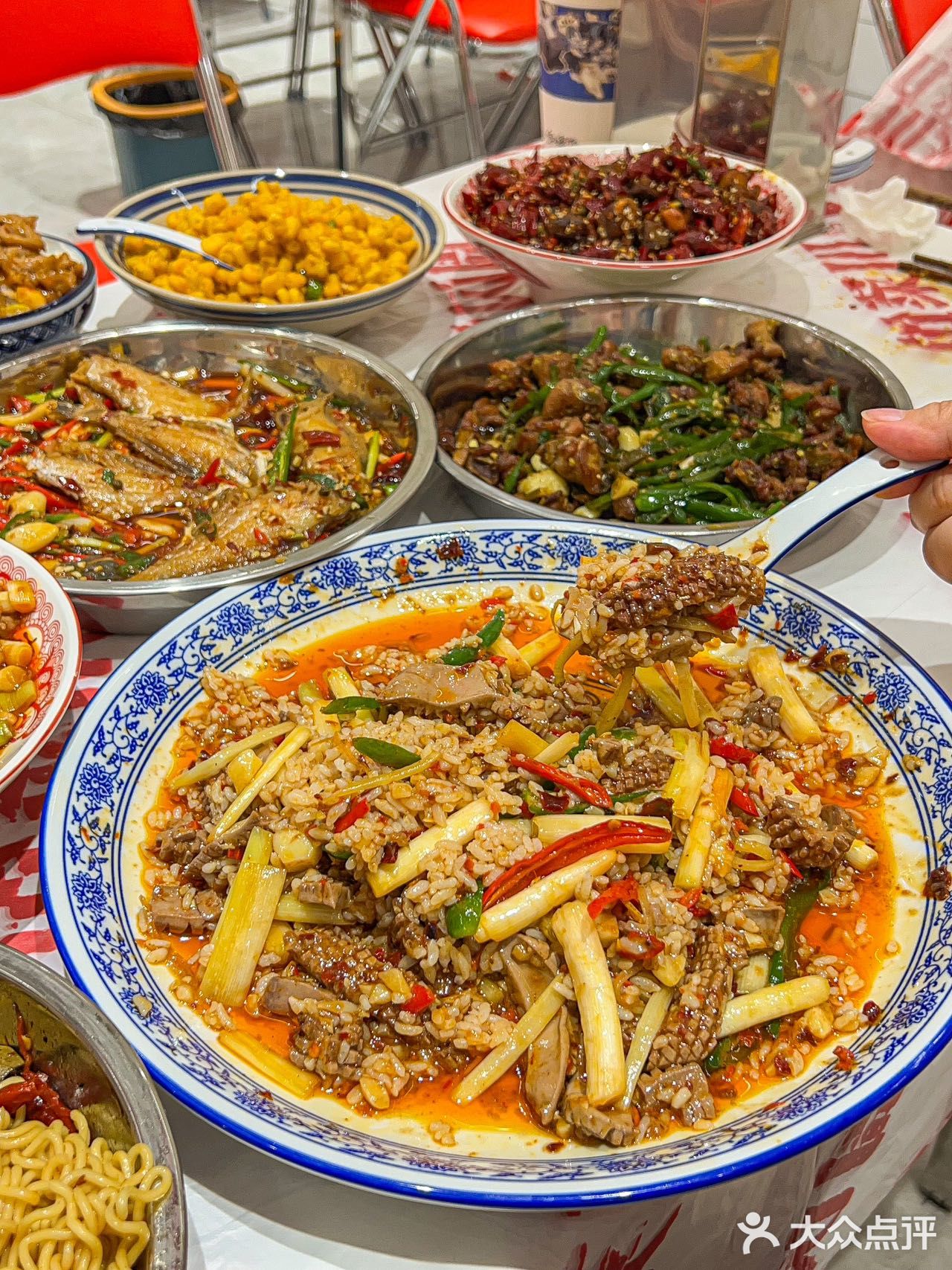 武汉！不炫3碗饭！不许离开！