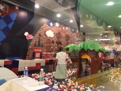 -利奥梦幻主题乐园(爱琴海购物公园店)