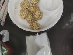 -刘涛酒店(江滩公园店)