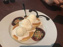 -Pancakes on the rocks(Darling Harbour)