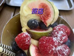 雪糕配杂莓-Bistro 63 创意融合料理(广粤天地店)