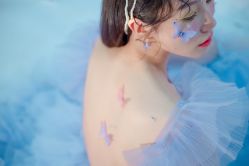 -黑马婚纱摄影