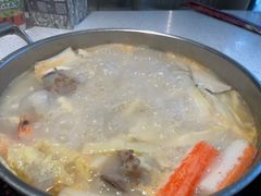 -三人行骨头王火锅(长寿店)