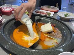 -生活如沸·顺德水牛奶火锅(大学路店)