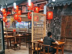 -楚东君•襄阳牛肉面牛杂煲(陆家嘴正大店)