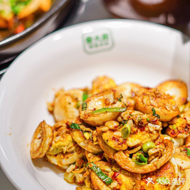 排队也值得吃的费大厨｜辣椒🌶️炒肉绝了！