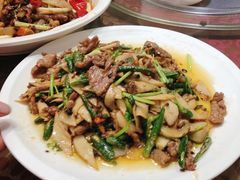 小炒黄牛肉-味老大土碗菜(中山三路店)