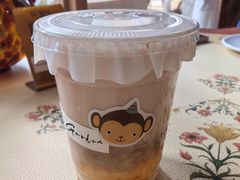 红栗桃胶雪燕炖奶-Jo's Garden