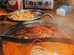 -萍姐火锅·公路夜市(武汉首店)