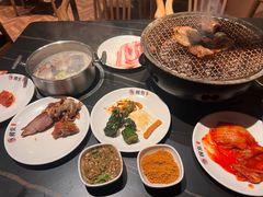 -韩京炭火烤肉自助料理(柯桥万达店)