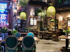 大堂-临界音乐酒馆·小龙虾·江湖菜(华熙LIVE·鱼洞店)