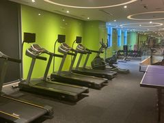 -上海虹桥西郊假日酒店