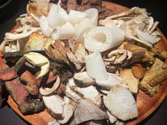 -芸鲜季·云南野生菌餐厅· 云南风物味研社(闵行店)