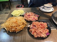 -石记东北风味烤肉店(子固路店)