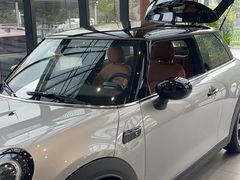 -上海普陀宝诚MINI4S店(红柳路店)
