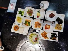 -青松馆韩国料理(香港中路佳世客店)