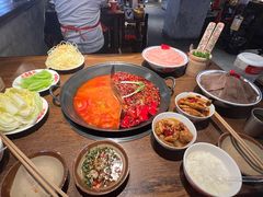 -萍姐火锅·公路夜市(武汉首店)