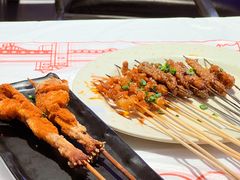 -肥肥虾庄·金牌油焖大虾(汉街SKP店)