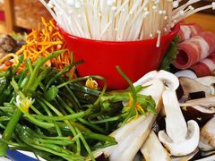 -民食香·腊排骨野生菌美食(木府店)