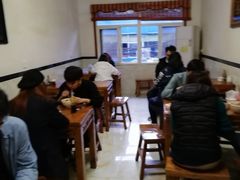 大堂-刘信牛羊肉小炒泡馍(回民街店)