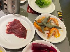 -山焱·炭火自助烤肉(周浦万达店)