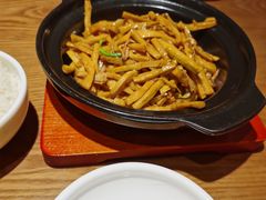 -吕氏疙瘩汤·新鲁菜(济南万象城店)