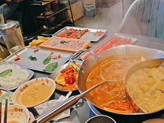 -由衷贵州酸汤牛肉火锅(新桥店)