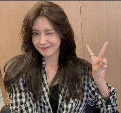 -变画·发型STUDIO