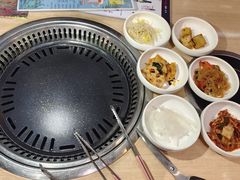 -汉城韩国烧烤火锅(官也街店)