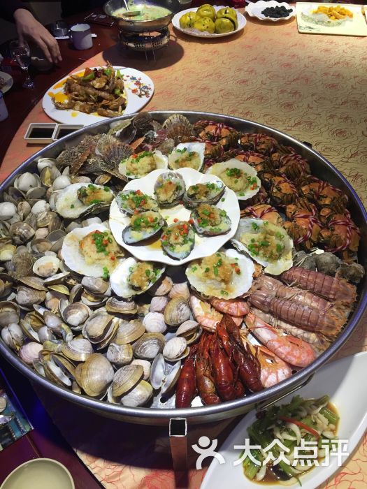 渔港小镇海鲜大排档图片 - 第1张