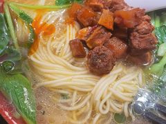 鸡骨酱面-泰煌鸡·上海白斩鸡·鸡汤面(万航店)