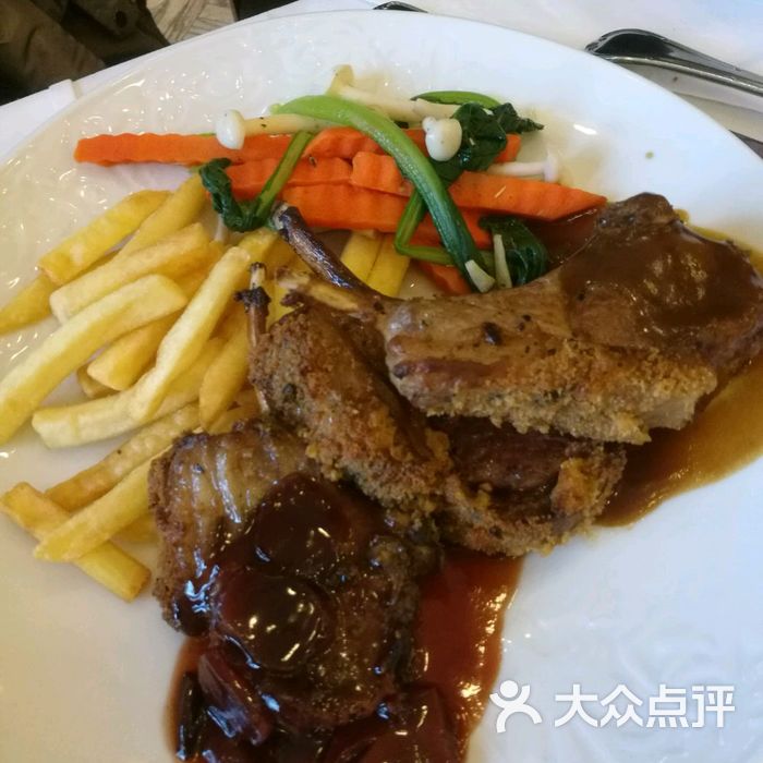 莫斯科餐厅香草羊排两吃图片-北京俄罗斯菜-大众点评网