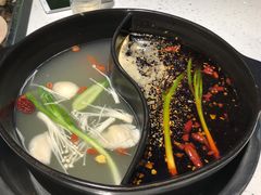 -钢管厂五区小郡肝串串香(奥克斯广场锦城万达店)