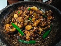 酱爆石锅蛙-绿茶餐厅(朝阳大悦城店)