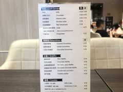 -钟书阁(群光广场店)