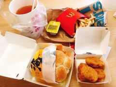大大啖菠萝虾堡-麦当劳(沙田中心商场店)