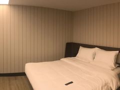 -汉庭(罗湖口岸万象城店)
