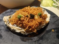 盐烤香酥生蚝配鱼子酱-星叶·东南亚料理(宁波万象汇店)