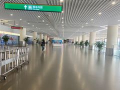 -龙阳路磁悬浮列车总站-停车场