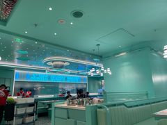 -季季红火锅(柳州城中万达二店)
