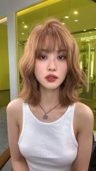 -AYO SALON
