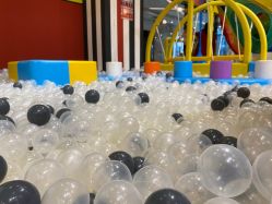 -泛尼尼儿童乐园(文化广场店)