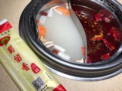 鸳鸯锅底-蜀留香火锅·始于1999·原四川老火锅(白堤路店)