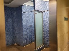 -跃动游泳健身俱乐部(新华传媒店)