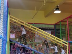 -宝燕乐园(闵行旗舰店)