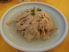 -侬佳蒸菜馆(听潮店)