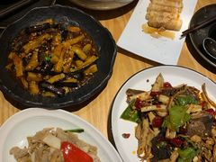 -十三式重庆江湖菜(金茂览秀城店)