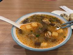 -小杨生煎(金山百联购物中心3楼店)