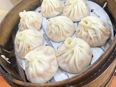 -莱莱小笼·乔艾